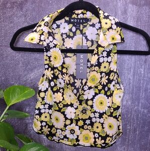 25-1 MOTEL Floral Verde Top Retro Sleeveless Blouse Size S NWT